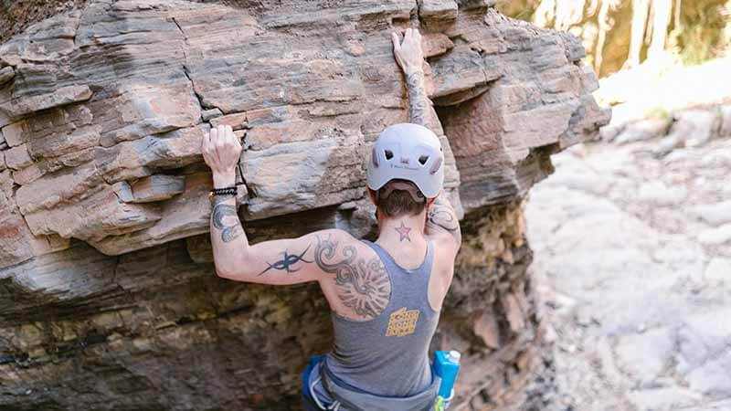 best-adventure-sports-rock-climbing