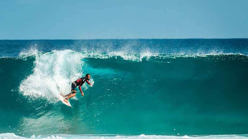 best-adventure-sports-surfing
