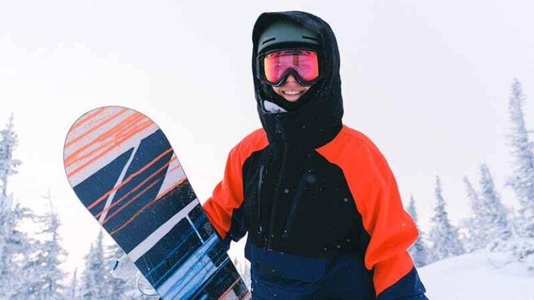 6 Best Snowboard Jackets of 2023