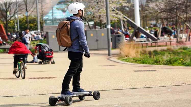 How To Choose the Right Electric Skateboard For You